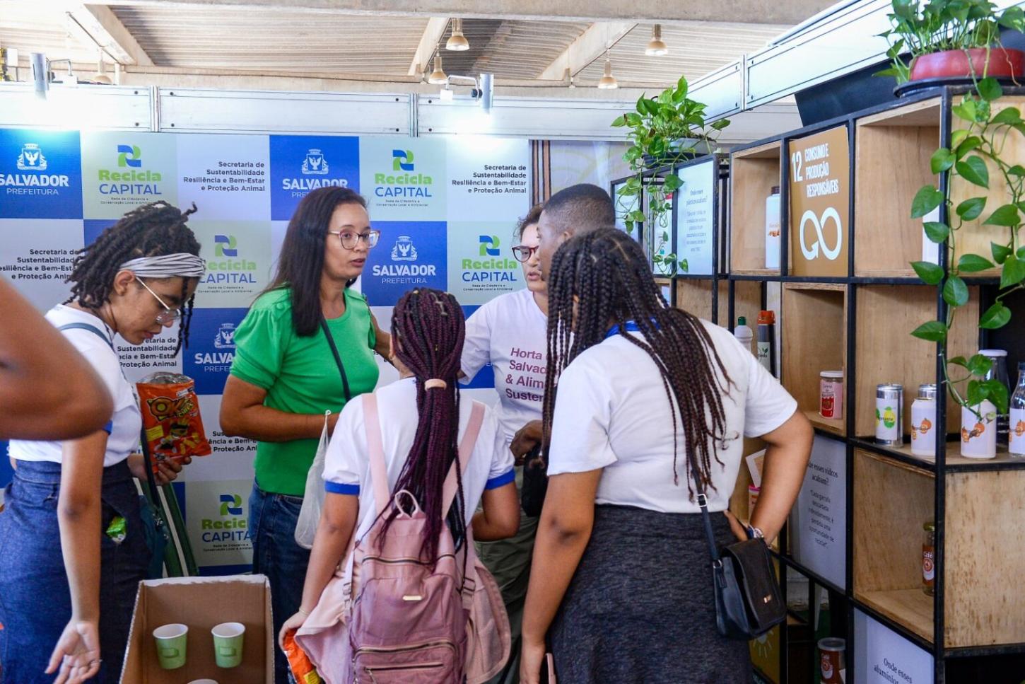 Prefeitura de Salvador leva sustentabilidade ao Bon Odori com estande interativo
