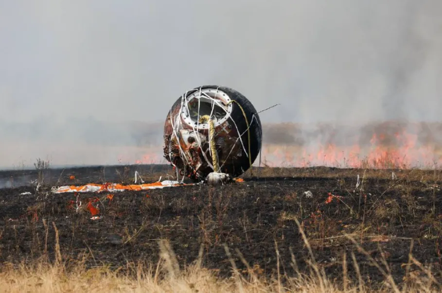 Satélite russo carregado de ratos e moscas pousa de volta na Terra