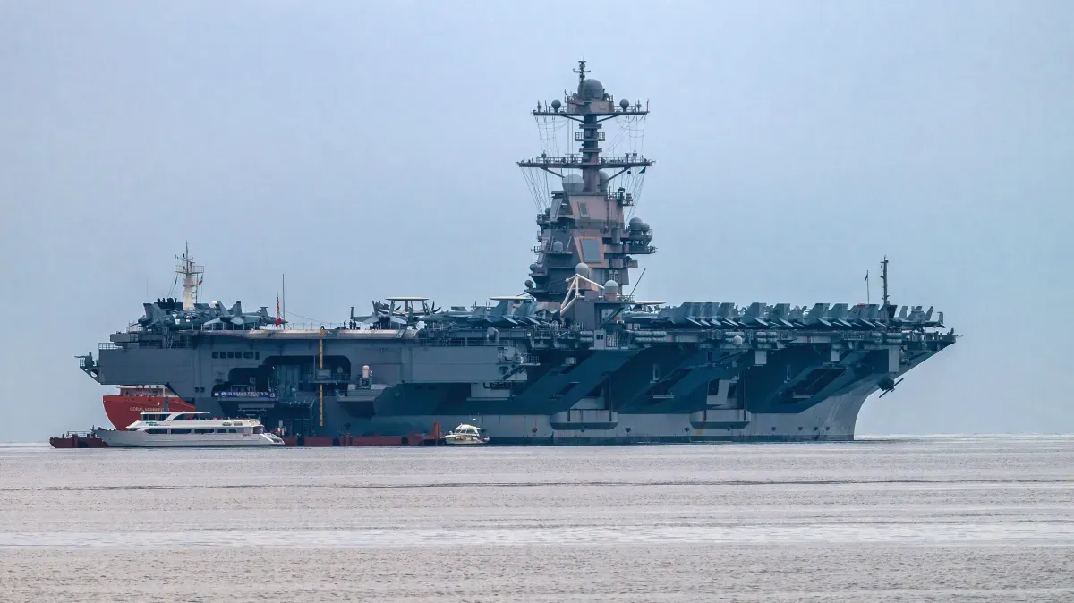 EUA enviam maior porta-aviões do mundo para o Caribe
