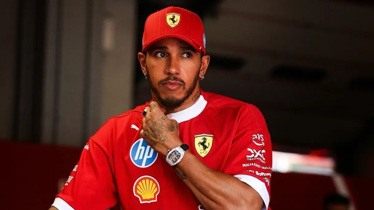 Lewis Hamilton posta mensagem após crítica de presidente da Ferrari