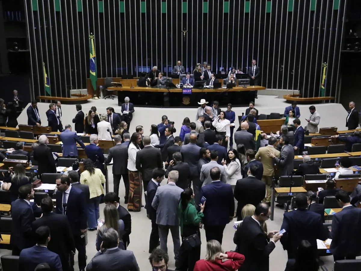 Operação no Rio mobiliza Congresso e pauta da segurança ganha força