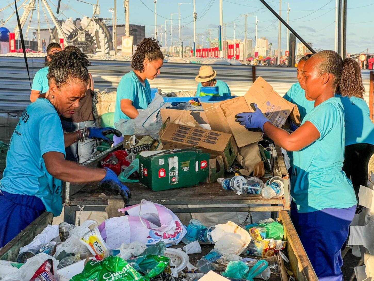 Central de Reciclagem do Virada Salvador coleta 5,6 toneladas de resíduos nos três primeiros dias de evento