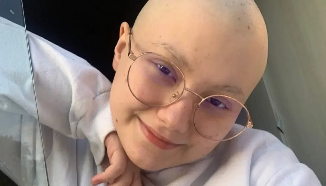 Perfil divulga morte de Isabel Veloso e pai da influenciadora denuncia