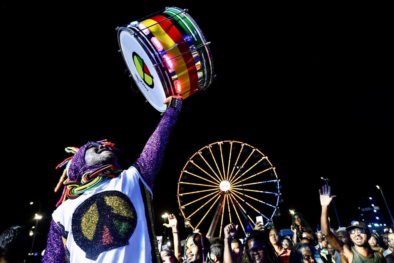 Primeira atração desta terça-feira (30), Olodum agita Festival Virada Salvador