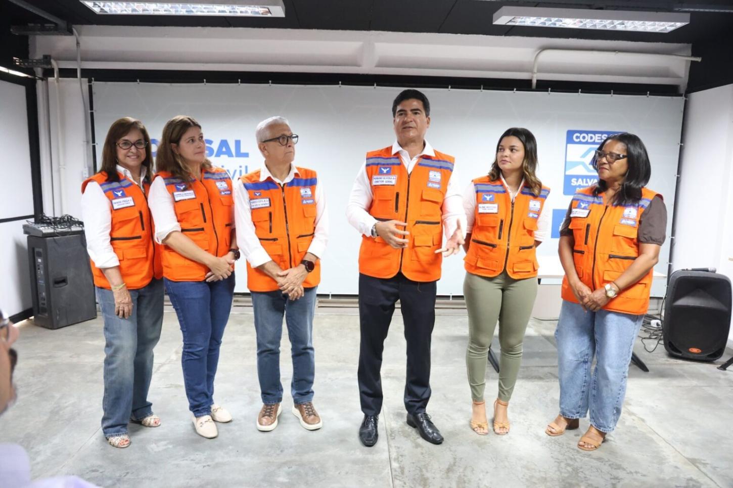 Adriano Silveira toma posse como novo diretor-geral da Defesa Civil de Salvador