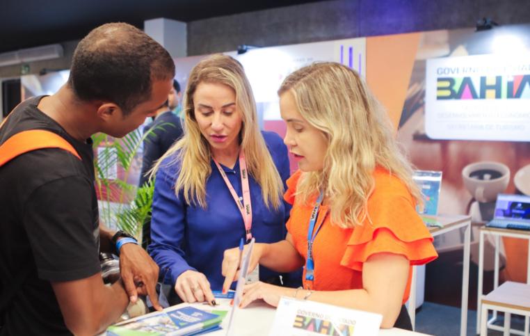 Governo da Bahia apresenta ações em saúde, educação, infraestrutura, turismo e desenvolvimento durante o Salão Sebrae das Cidades Empreendedoras