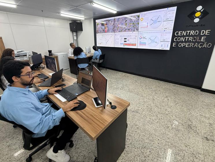 Governo do Estado entrega centro de operações viárias do Detran-BA