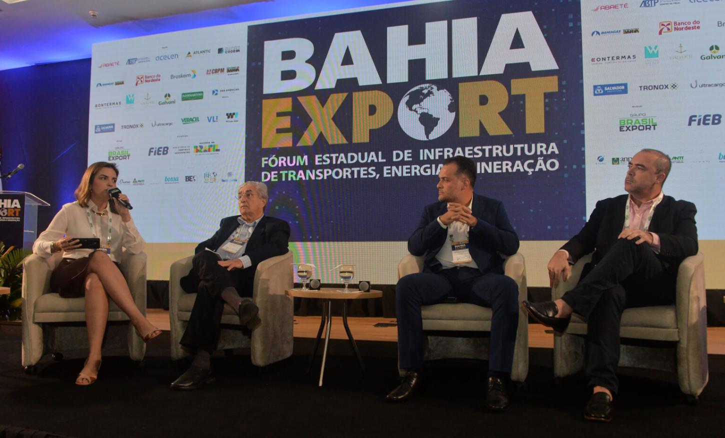 Debate em encontro empresarial aponta Salvador como futuro polo logístico internacional