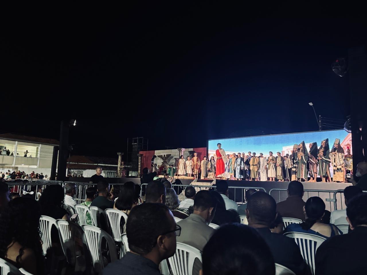 Espetáculo da Paixão de Cristo aquece o turismo religioso em Esplanada