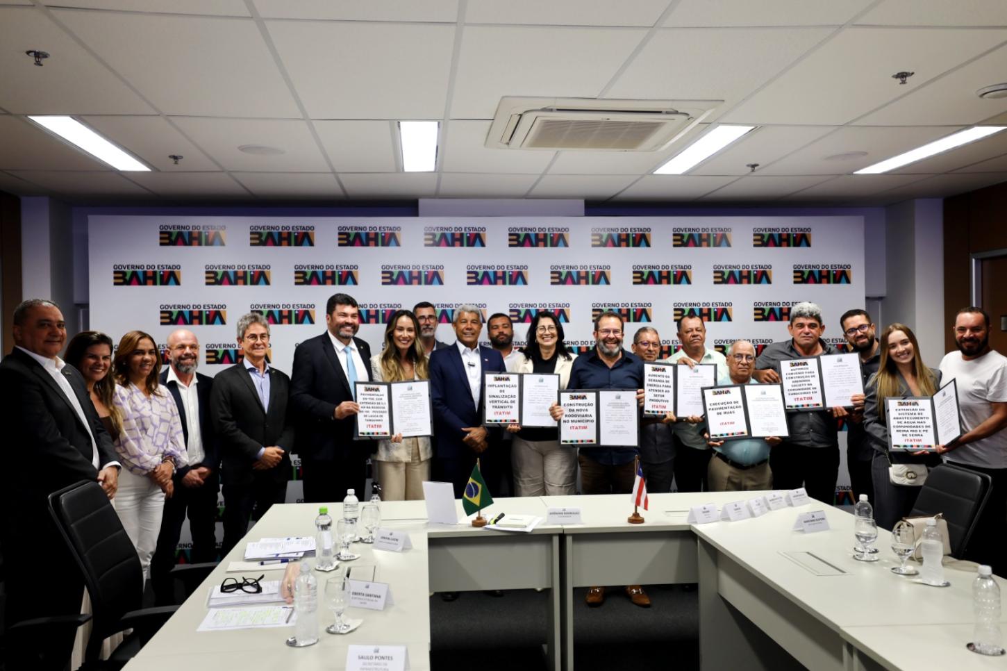 Governo do Estado anuncia novos investimentos para Itatim e reforça parceria com gestão municipal