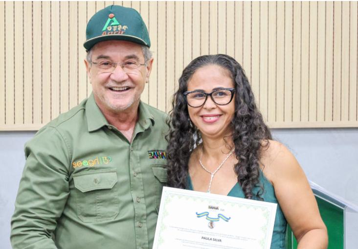 Seagri entrega Medalha de Mérito a agricultores e lideranças na abertura da Expoagri de Irecê