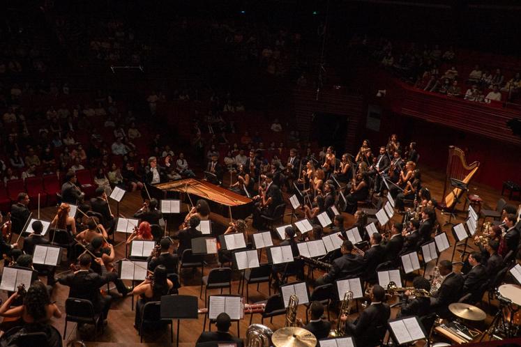 Da Bahia para o mundo: Orquestra Neojiba encerra turnê em Shenzhen, sede global da BYD na China