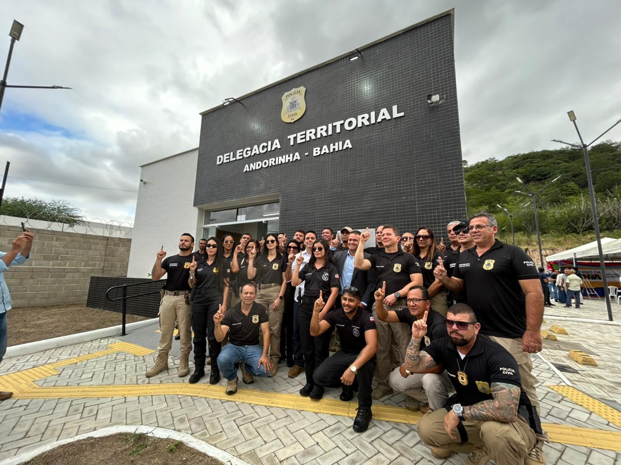 Governo da Bahia entrega obras de segurança, pavimentação e abastecimento de água em Andorinha
