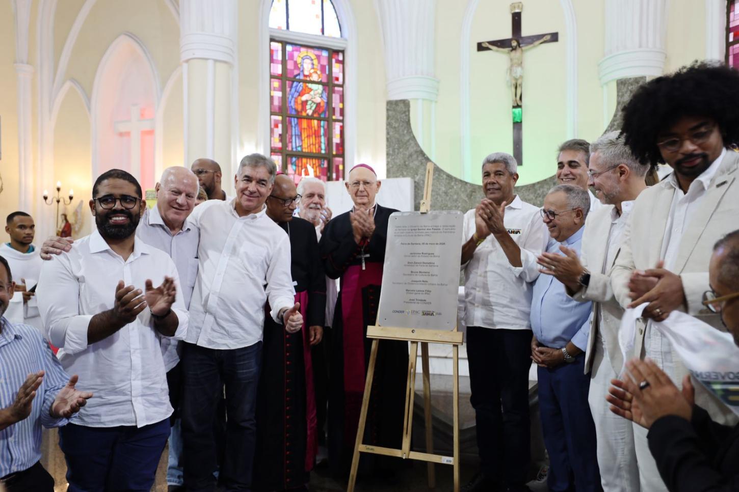 Governo do Estado entrega obra de restauração da fachada do Santuário Senhor dos Passos