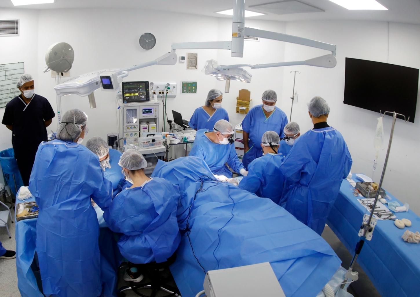 Mutirão inédito de cirurgias de mão do Hospital Ortopédico da Bahia beneficia 86 pacientes do SUS