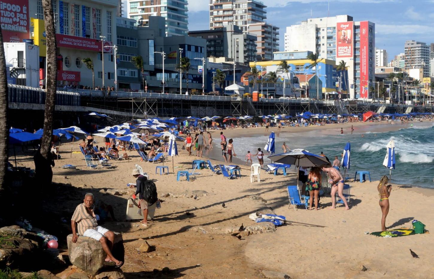 Salvamar reforça orientações para banho de mar seguro durante feriadão do Dia do Trabalhador em Salvador