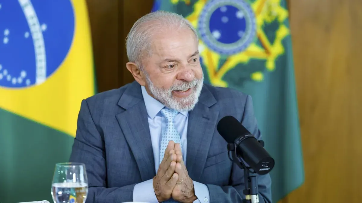 Lula sanciona aumento de 5,4% do piso salarial de professores