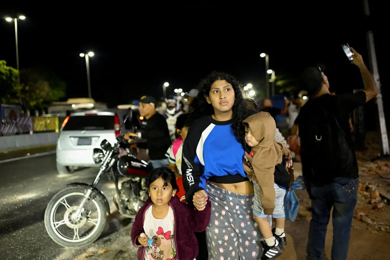 Sobe para mais de 580 o número de mortos na Venezuela após terremotos