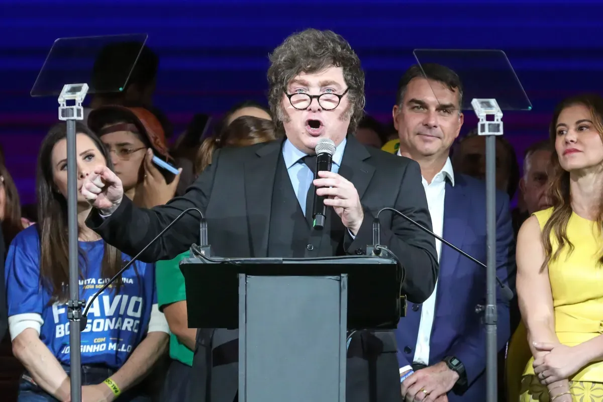 Brasil chama embaixador na Argentina após críticas de Milei a Lula e Moraes