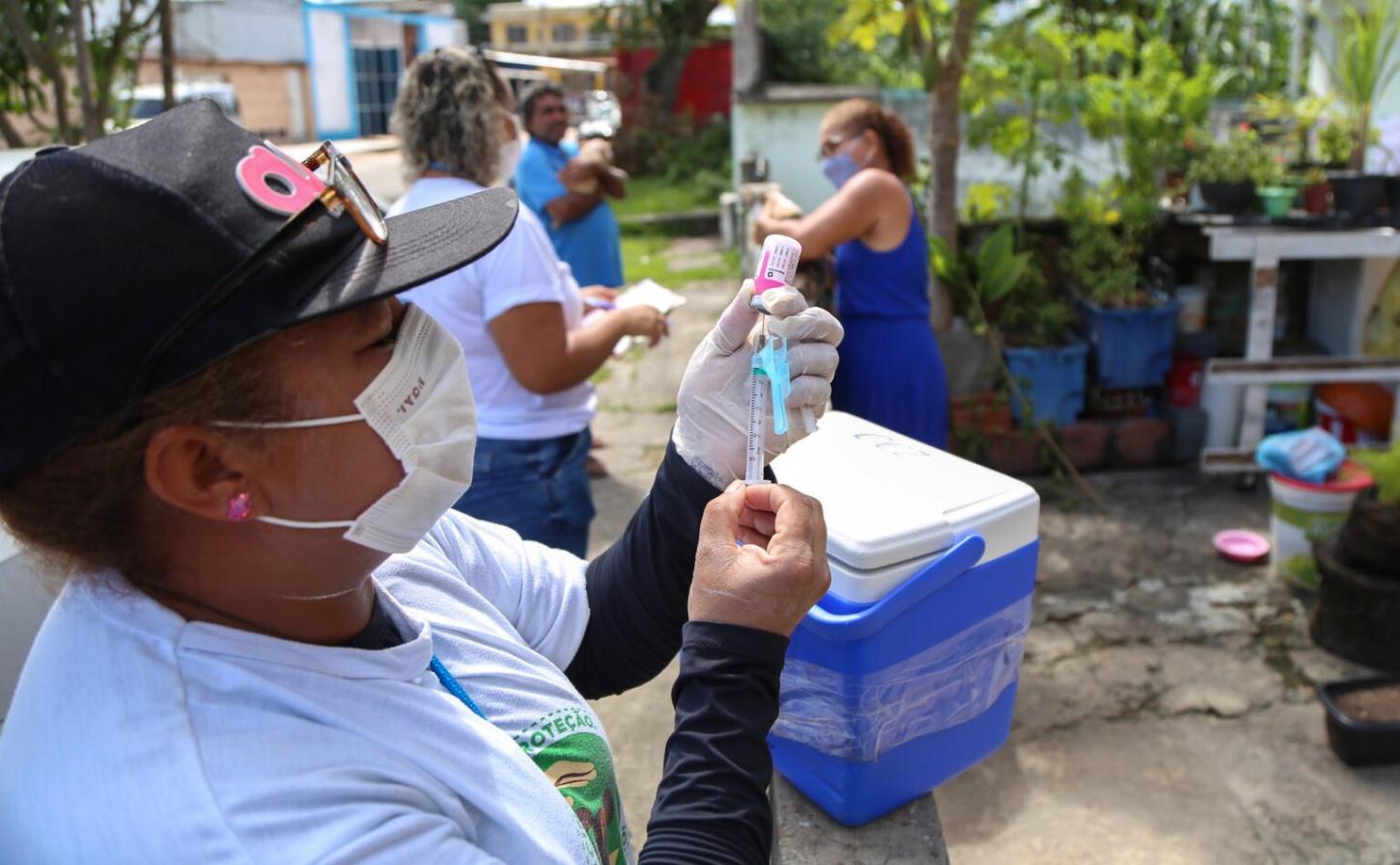 Campanha antirrábica terá vacinação volante em bairros de Salvador neste fim de semana