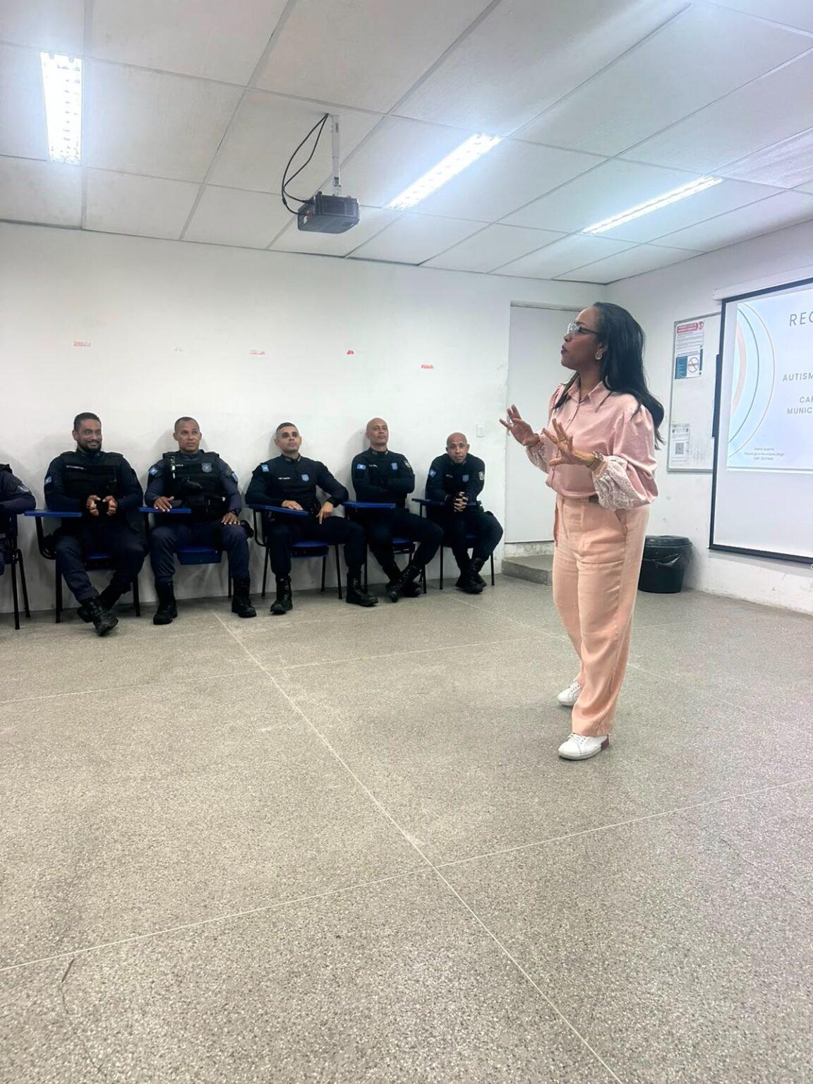 Guarda Civil realiza palestra “Reconhecer para Proteger” com foco no acolhimento ao autismo e cidadania