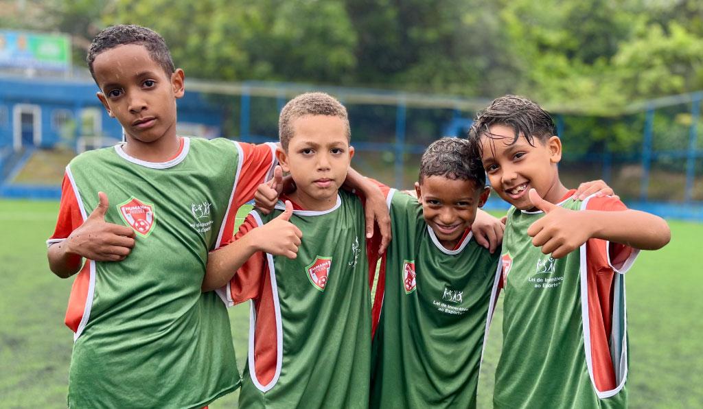 Dia do Second Hand: parceria entre Prefeitura e Humana Brasil transforma roupas doadas em oportunidades sociais