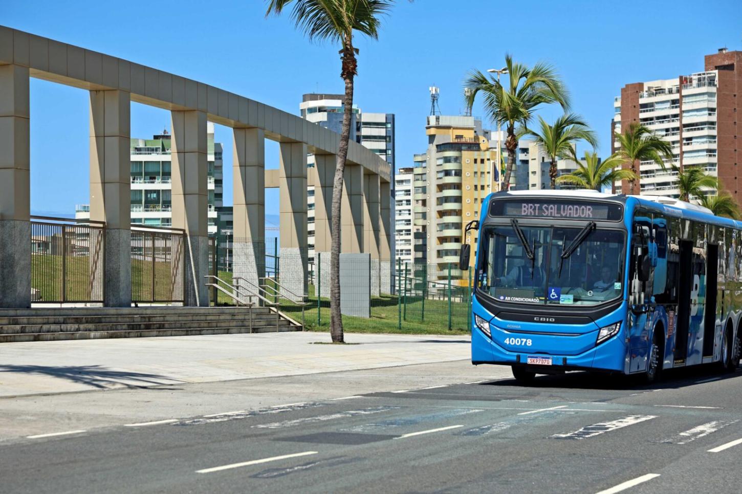 Prefeitura inicia operação da linha B6 do BRT para ligar a Estação da Lapa a Patamares
