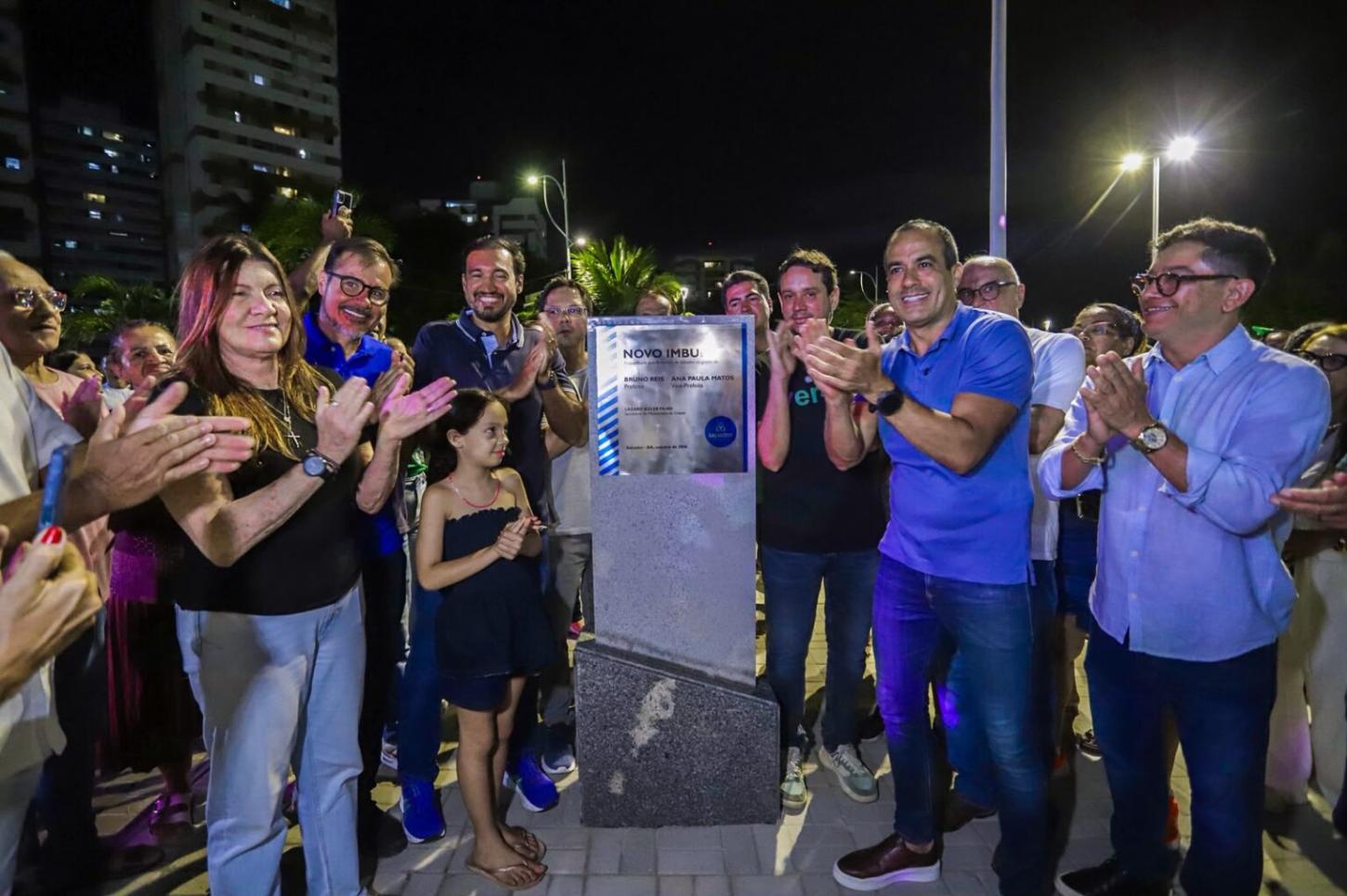 Prefeitura inaugura parque linear do Imbuí com 140 novas árvores, 12 quiosques e espaços de lazer para as famílias