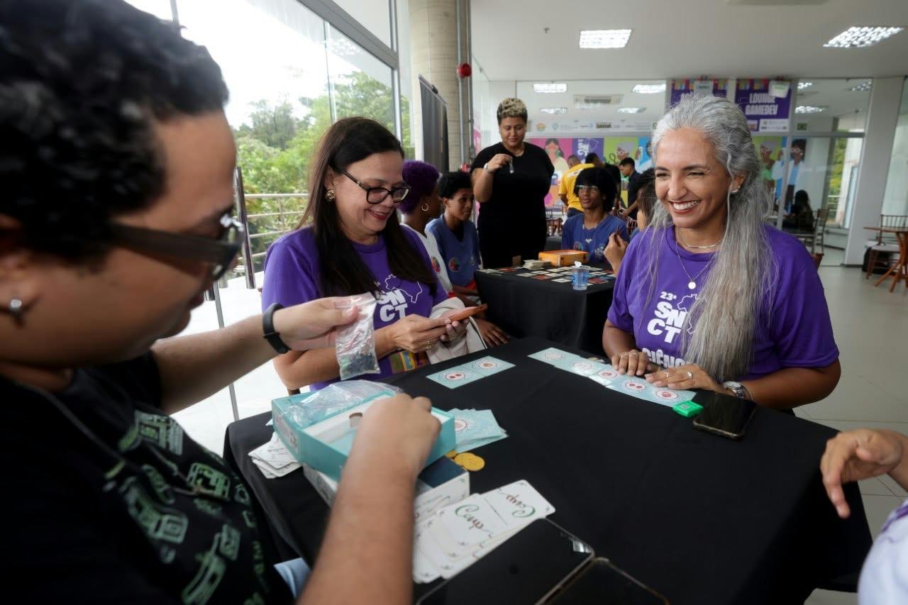 Protagonismo feminino e inovação marcam a abertura da 23ª Semana Nacional de Ciência e Tecnologia na Bahia