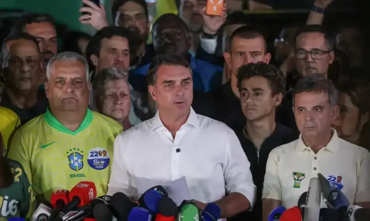 Flávio não reconhece vitória de Lula e diz que pedirá anulação das eleições