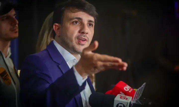 Real Time: 77% dos eleitores de Renan já definiram voto no 2° turno